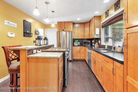 4248 Barton Rd, Lansing, MI 48917 photo 18