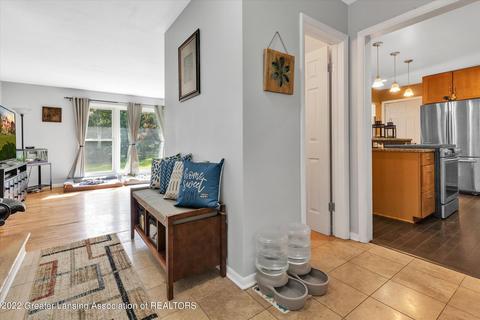 4248 Barton Rd, Lansing, MI 48917 photo 7