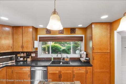 4248 Barton Rd, Lansing, MI 48917 photo 20