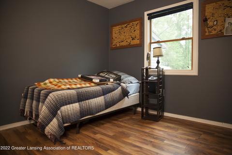 304 Pine St, Dimondale, MI 48821 photo 11