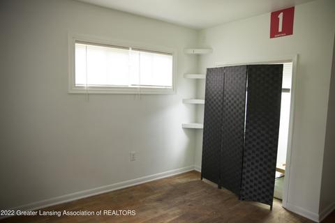 304 Pine St, Dimondale, MI 48821 photo 17