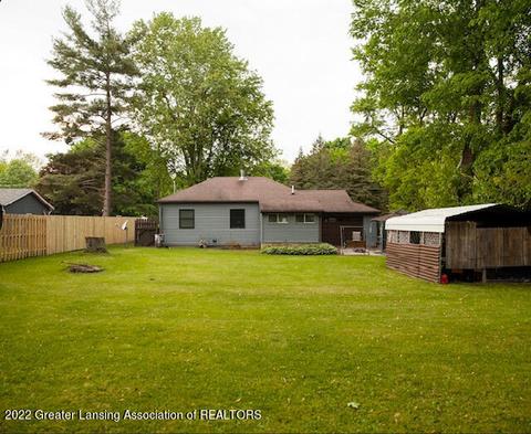 304 Pine St, Dimondale, MI 48821 photo 3