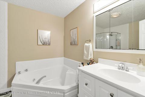 9810 Coleman Rd, Haslett, MI 48840 photo 30