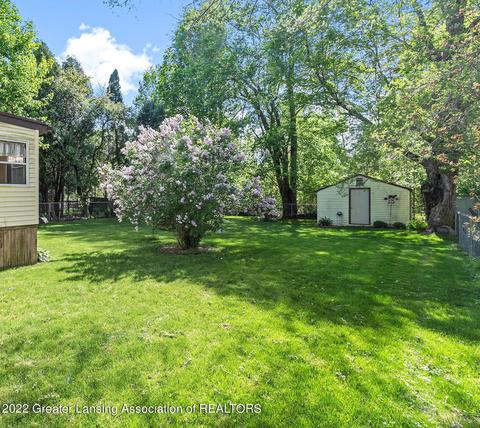 2191 Dean Ave, Holt, MI 48842 photo 3