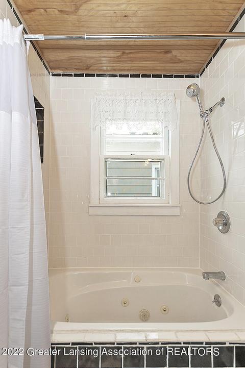 4733 Starr Ave, Lansing, MI 48910 photo 11