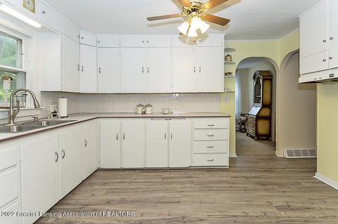 4733 Starr Ave, Lansing, MI 48910 photo 16