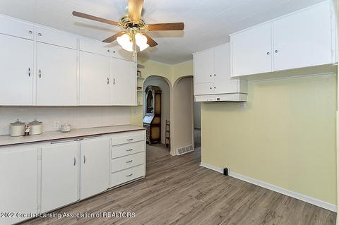4733 Starr Ave, Lansing, MI 48910 photo 17