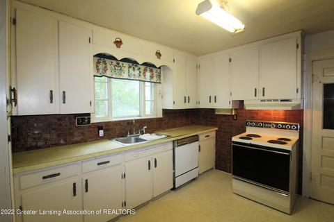 1298 E Maple Rapids Rd, Saint Johns, MI 48879 photo 10