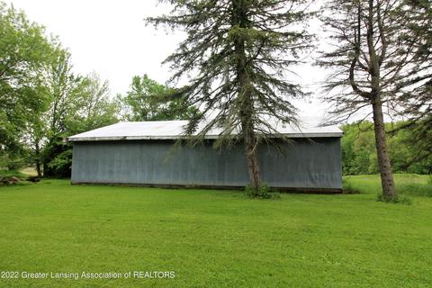 1298 E Maple Rapids Rd, Saint Johns, MI 48879 photo 4