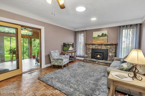 6738 E Parks Rd, Saint Johns, MI 48879 photo 10