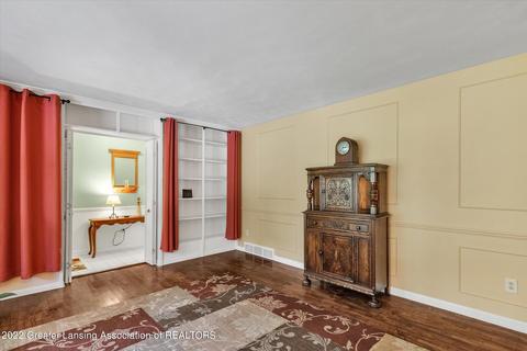 6738 E Parks Rd, Saint Johns, MI 48879 photo 8