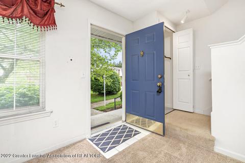 6343 Beechfield Dr, Lansing, MI 48911 photo 3