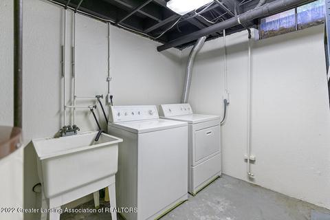 6343 Beechfield Dr, Lansing, MI 48911 photo 17