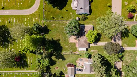 2323 E Libbie Dr, Lansing, MI 48917 photo 23