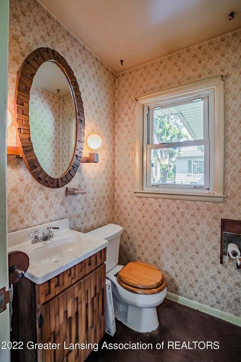 2323 E Libbie Dr, Lansing, MI 48917 photo 12