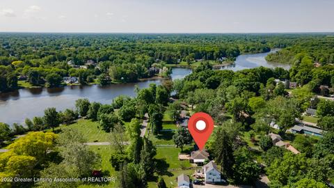 2323 E Libbie Dr, Lansing, MI 48917 photo 4