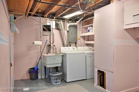 925 Fitting Ave, Lansing, MI 48917 photo 12