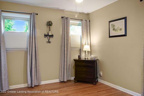 925 Fitting Ave, Lansing, MI 48917 photo 9