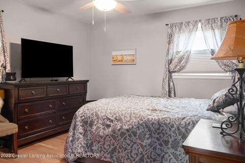 925 Fitting Ave, Lansing, MI 48917 photo 8