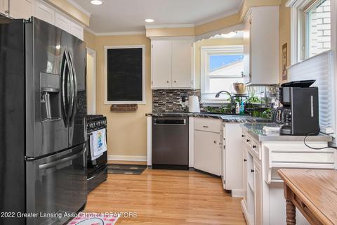 925 Fitting Ave, Lansing, MI 48917 photo 5