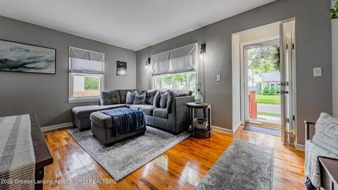 2129 Devonshire Ave, Lansing, MI 48910 photo 5