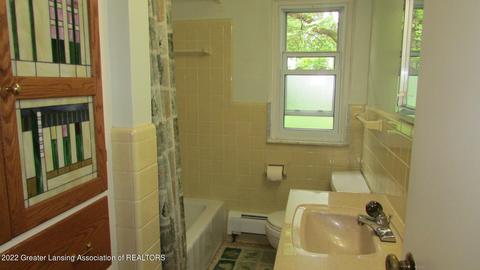 121 Rayner St, Mason, MI 48854 photo 17
