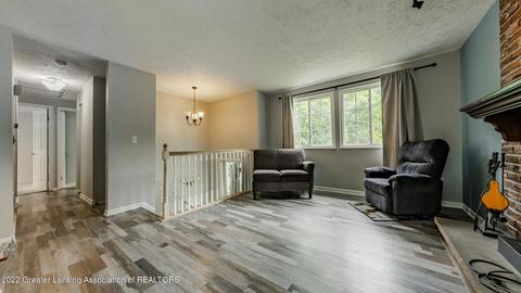 1832 Crest St, Haslett, MI 48840 photo 4
