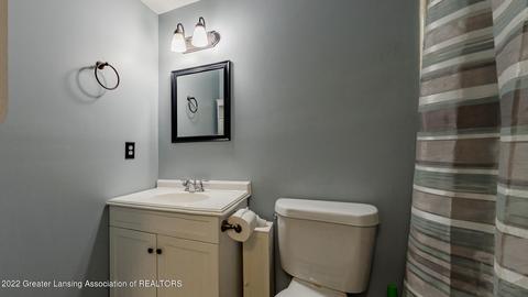1832 Crest St, Haslett, MI 48840 photo 14