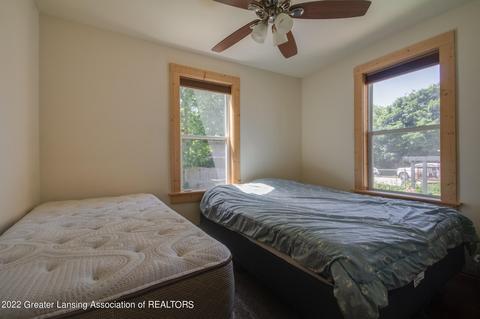 919 Clyde St, Lansing, MI 48915 photo 15