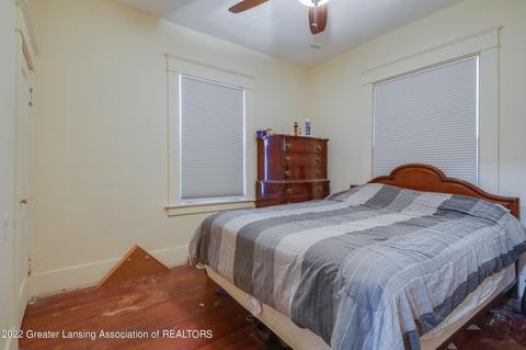 919 Clyde St, Lansing, MI 48915 photo 14