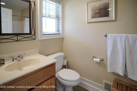 5370 Ann Dr, Bath, MI 48808 photo 26