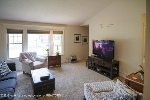 5370 Ann Dr, Bath, MI 48808 photo 8