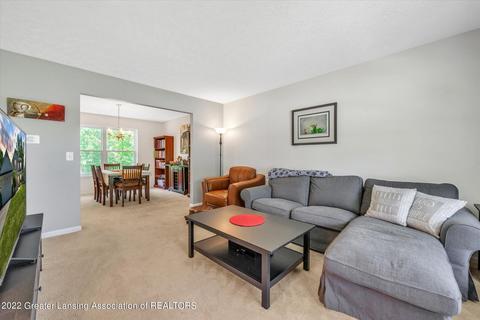 684 Hewitt St, Howell, MI 48843 photo 14