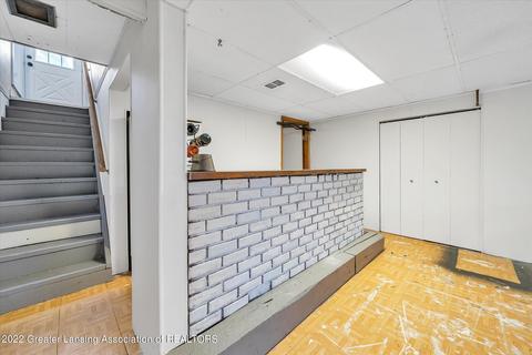 2846 Memory Ln, Lansing, MI 48911 photo 21