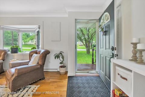 2846 Memory Ln, Lansing, MI 48911 photo 5