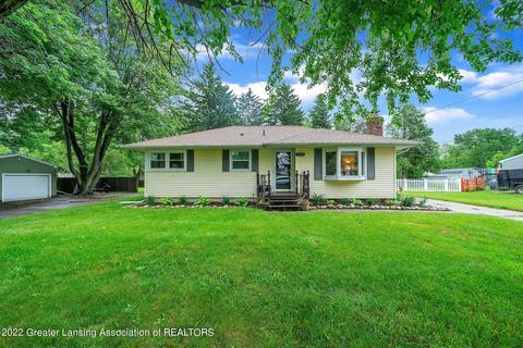 2846 Memory Ln, Lansing, MI 48911 photo 1