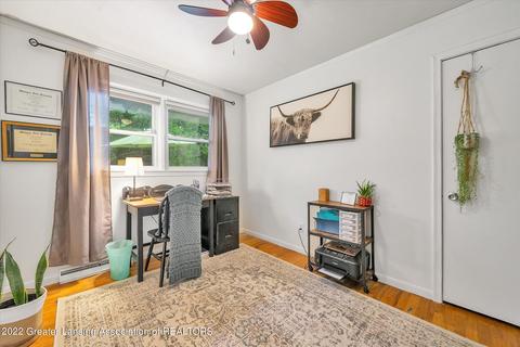 2846 Memory Ln, Lansing, MI 48911 photo 18