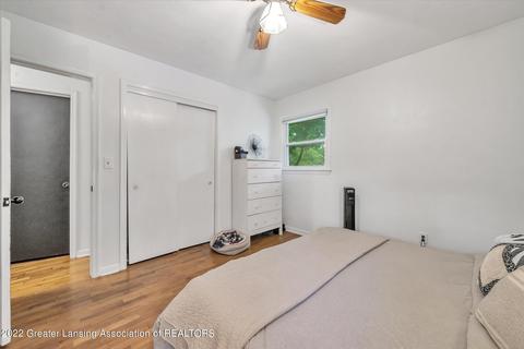 2846 Memory Ln, Lansing, MI 48911 photo 15