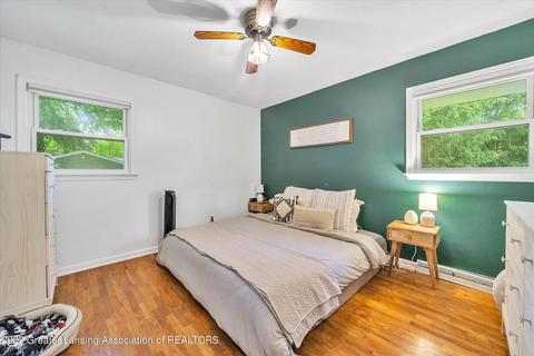 2846 Memory Ln, Lansing, MI 48911 photo 16