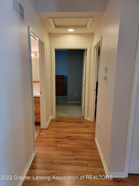 206 E Riverside St, Williamston, MI 48895 photo 16