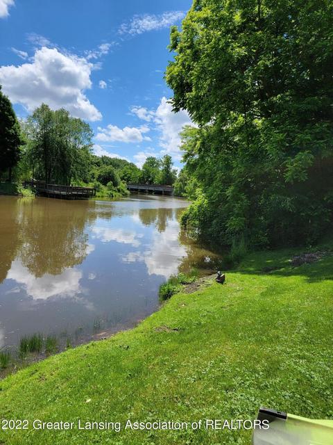 206 E Riverside St, Williamston, MI 48895 photo 32