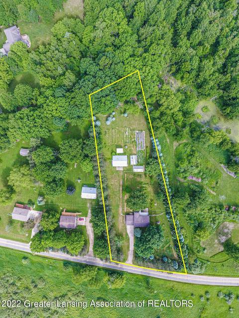 11830 Hunter Rd, Bath, MI 48808 photo 3