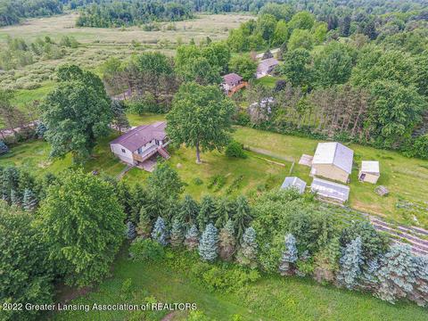 11830 Hunter Rd, Bath, MI 48808 photo 4