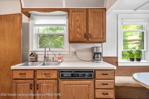 1300 E Mt Hope Ave, Lansing, MI 48910 photo 19