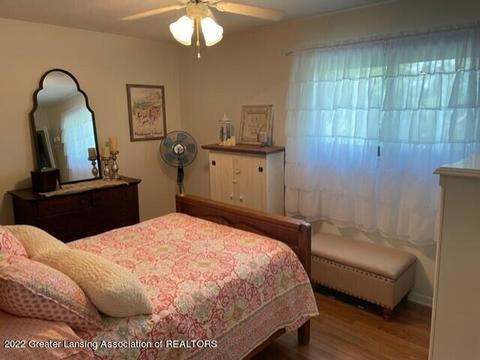 1756 Maple Ridge Rd, Haslett, MI 48840 photo 10