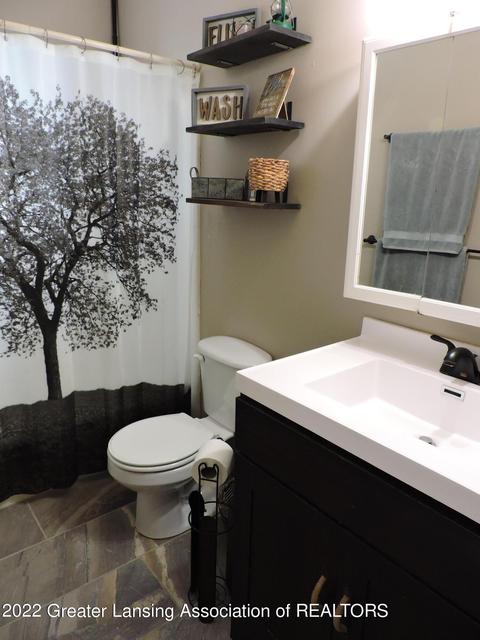 210 E Potter Ave, Lansing, MI 48910 photo 28