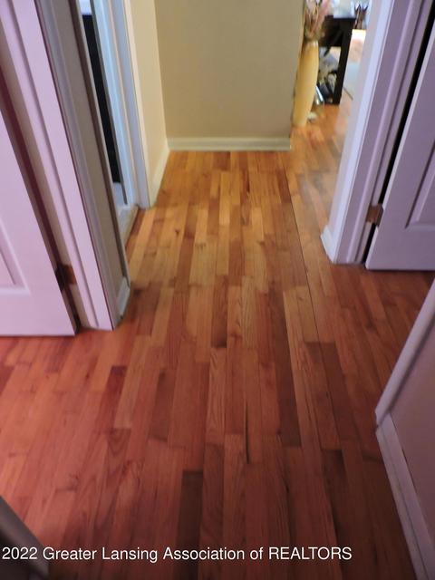 210 E Potter Ave, Lansing, MI 48910 photo 22