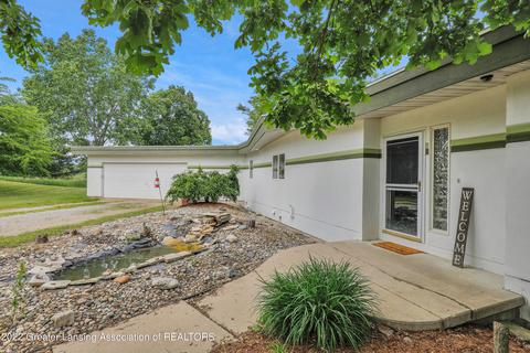 13097 S Wright Rd, Eagle, MI 48822 photo 1