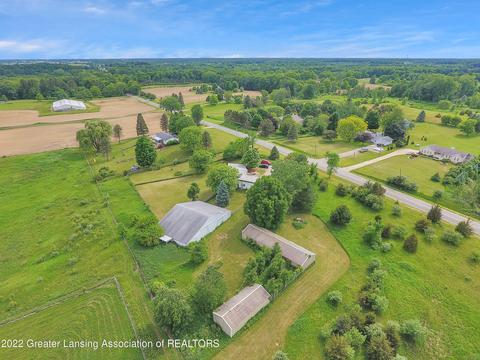 13097 S Wright Rd, Eagle, MI 48822 photo 5