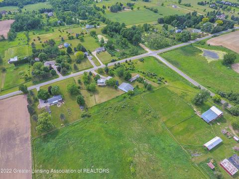 13097 S Wright Rd, Eagle, MI 48822 photo 4